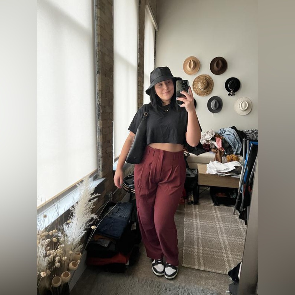 NWOT FREE PEOPLE Calla Tailored Trousers In Burgundy MSRP $98 Size 8 - Picture 5 of 8